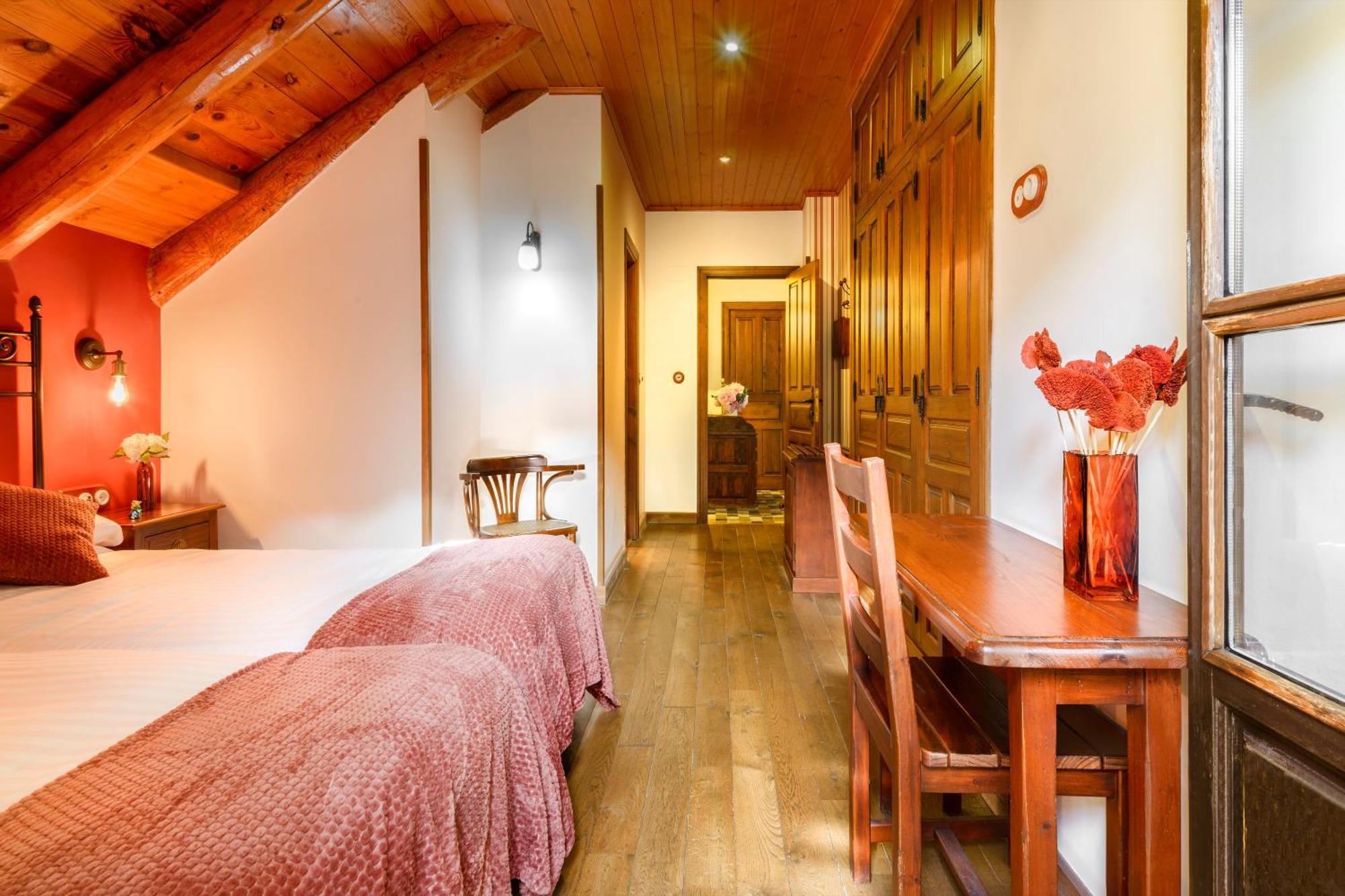 Hotel Rural El Mirador De Los Pirineos Santa Cruz De La Seros Bagian luar foto